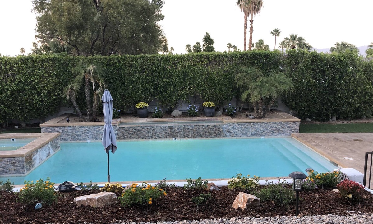 Palm Desert House | Luxury 4-Bedroom, 1/3 acre, Heated Pool & Spa, Convenient to El Paseo
