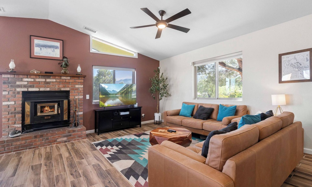 Cottonwood-Verde Village House | Luxury Three Bedroom Home with Amazing Views Near Sedona & Wineries