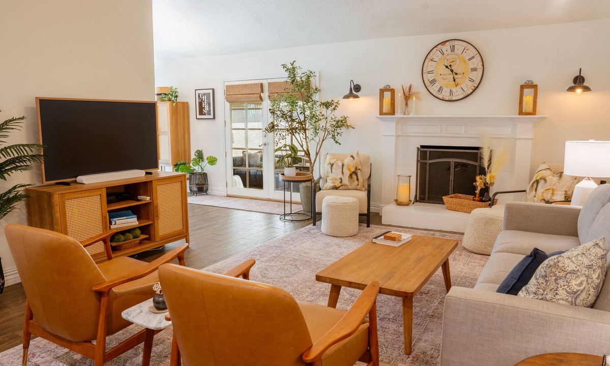 Tustin House | Magnolia Park View-Family friendly, 3BR, 2B, quiet cul-de-sac. Disneyland close