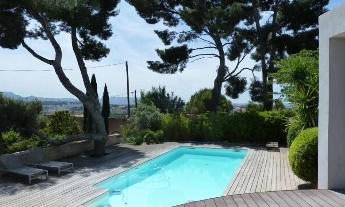 13th Arrondissement Villa | Maison Darchitecte sur les Hauteurs de Marseille