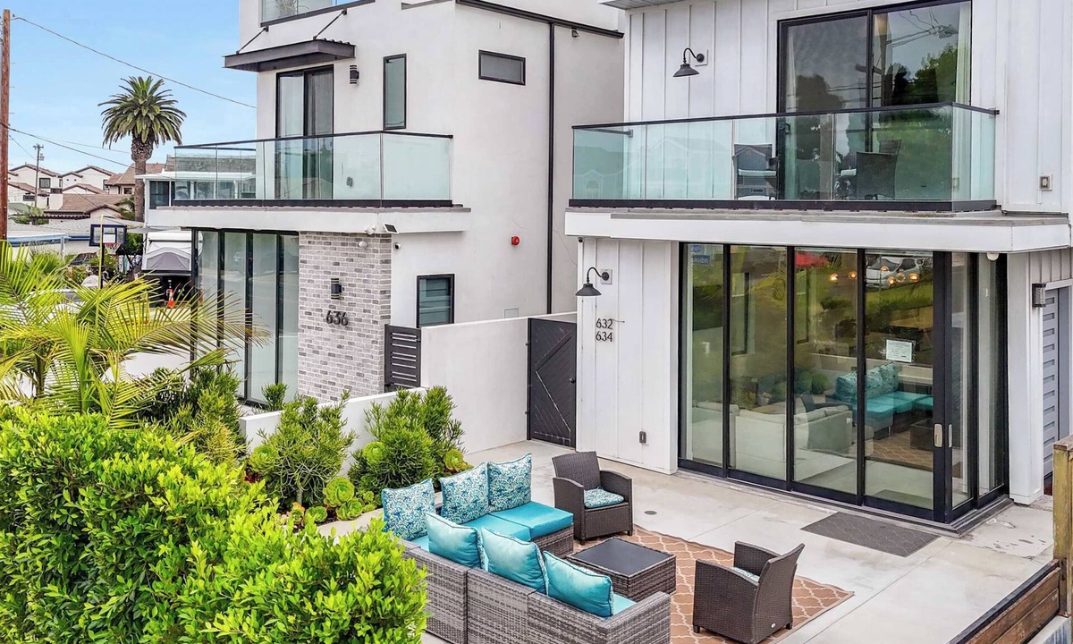 Yorktown Cottage | @ Marbella Lane - Luxe 4BR Haven w/Skyscape Views