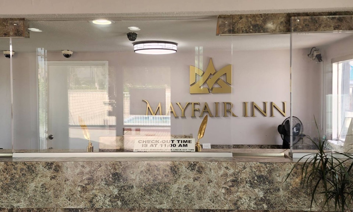 Ontario Hotel | Mayfair Inn Ontario Airport