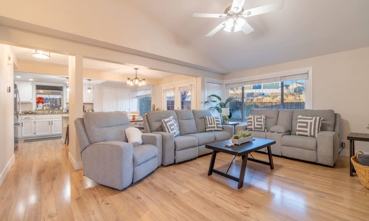 Northwest Reno House | Modern 3-bedroom Escape in Northwest Reno