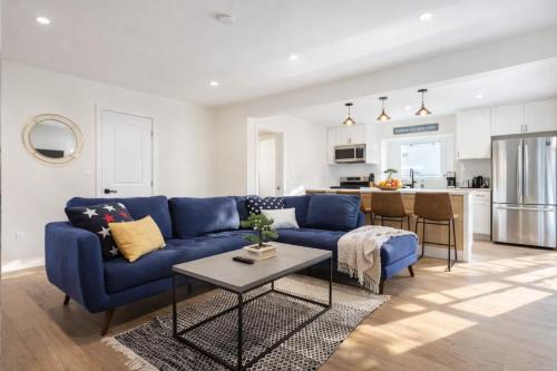 Downtown Los Angeles House | Modern 3BR Home Near USC, Museums & Coliseum