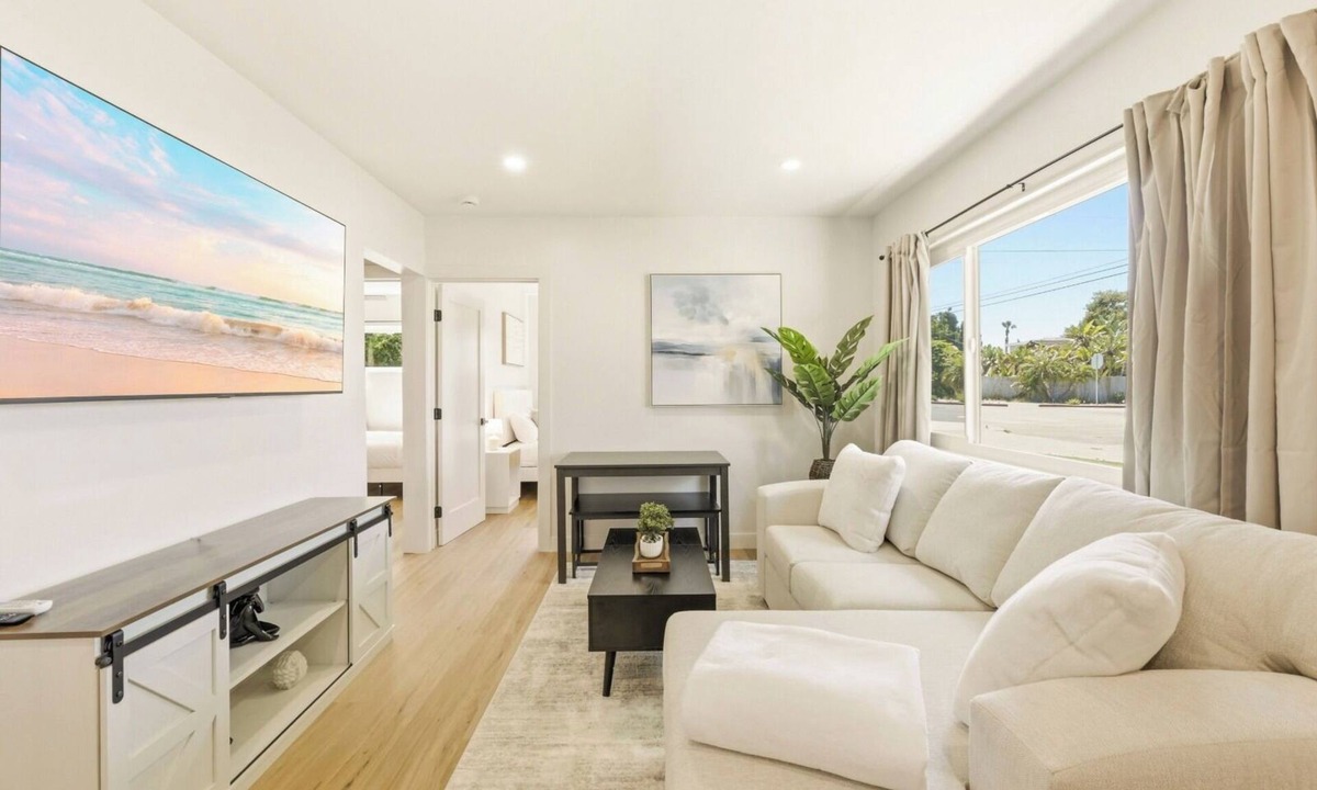 Imperial Beach House | Modern Coastal Escape w/Private Yard