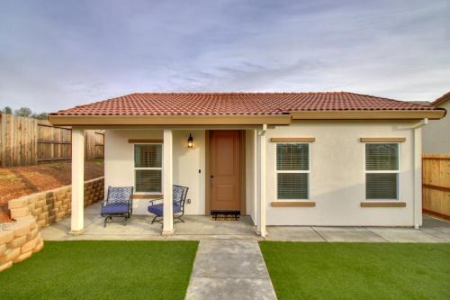 Ione Villa | Modern Cozy and contemporary