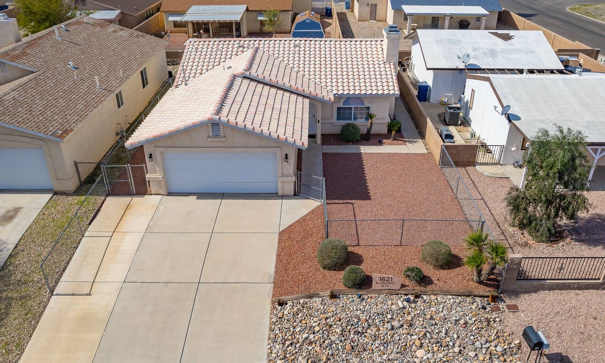 Holiday Shores House | Modern home, with patio, near river and low cleaning fee