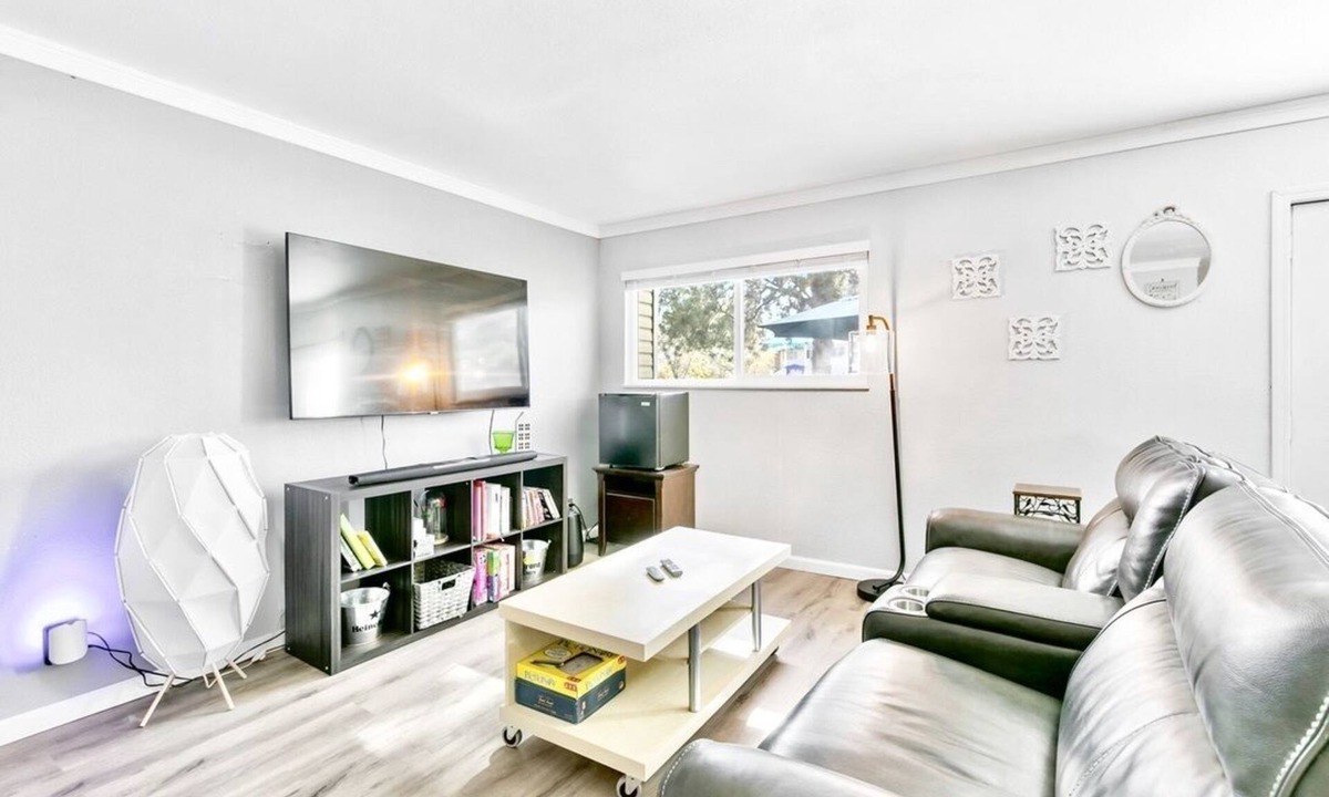 Northeast Reno House | Modern Private Retreat Near Riverwalk District!