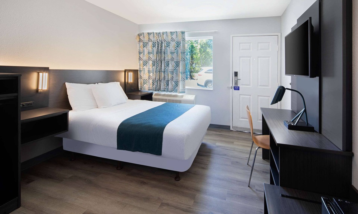 Woodland Hotel | Motel 6 Woodland, CA – Sacramento Airport