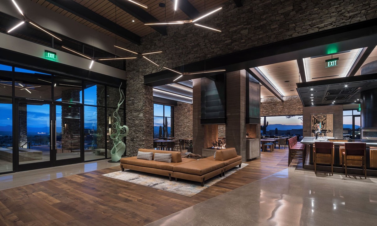 Goldie Brown Pinnacle Peak Ranch Cabin | Mountain House Lodge at Sereno Canyon