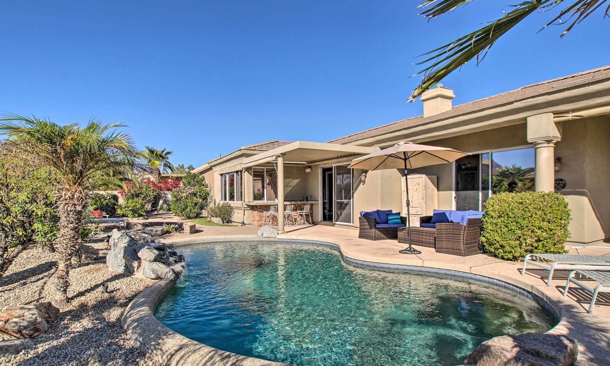 Fountain Hills House | Mtn View! Group-Friendly Getaway in Fountain Hills