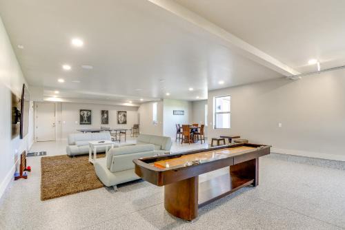 Lynx Mountain View Estates House | Mtn-View Retreat w/Game Room in Prescott!