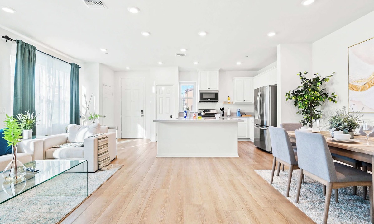 Ontario House | Near ONT Modern Designer Style Family Home
