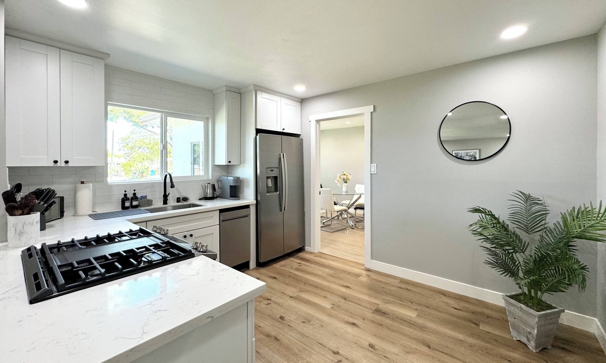 Santa Clara House | Near SJC! AC+pet friendly
