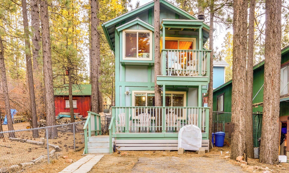 Big Bear Cottage | Near Skiing & Hiking: Dog-friendly Big Bear Cabin