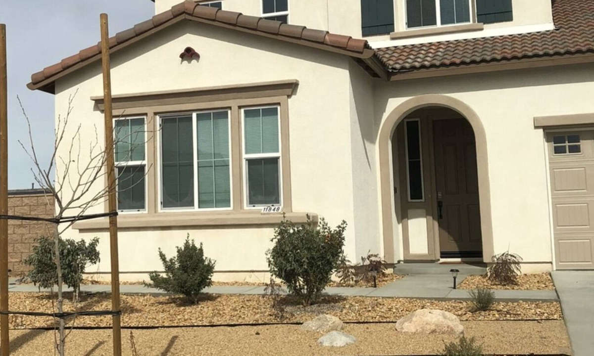 Victorville House | New Beautiful spacious home