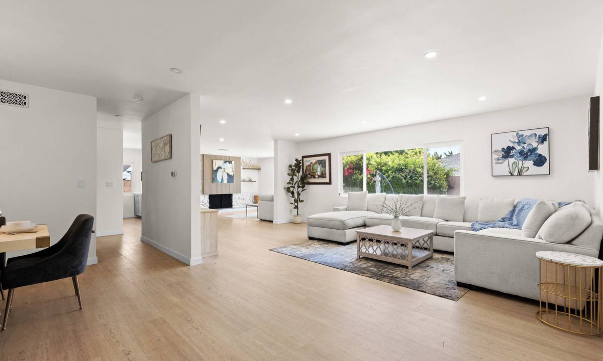 North Hills House | NEW Modern Luxury 5 Bedroom Northridge Home