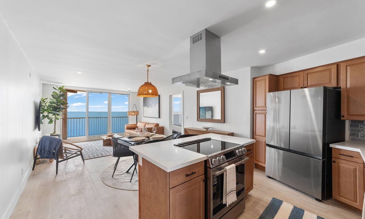 Ocean Beach Condo | NEW POSH Oceanfront Condo 2BR, EPIC Views! Sunset Cliffs