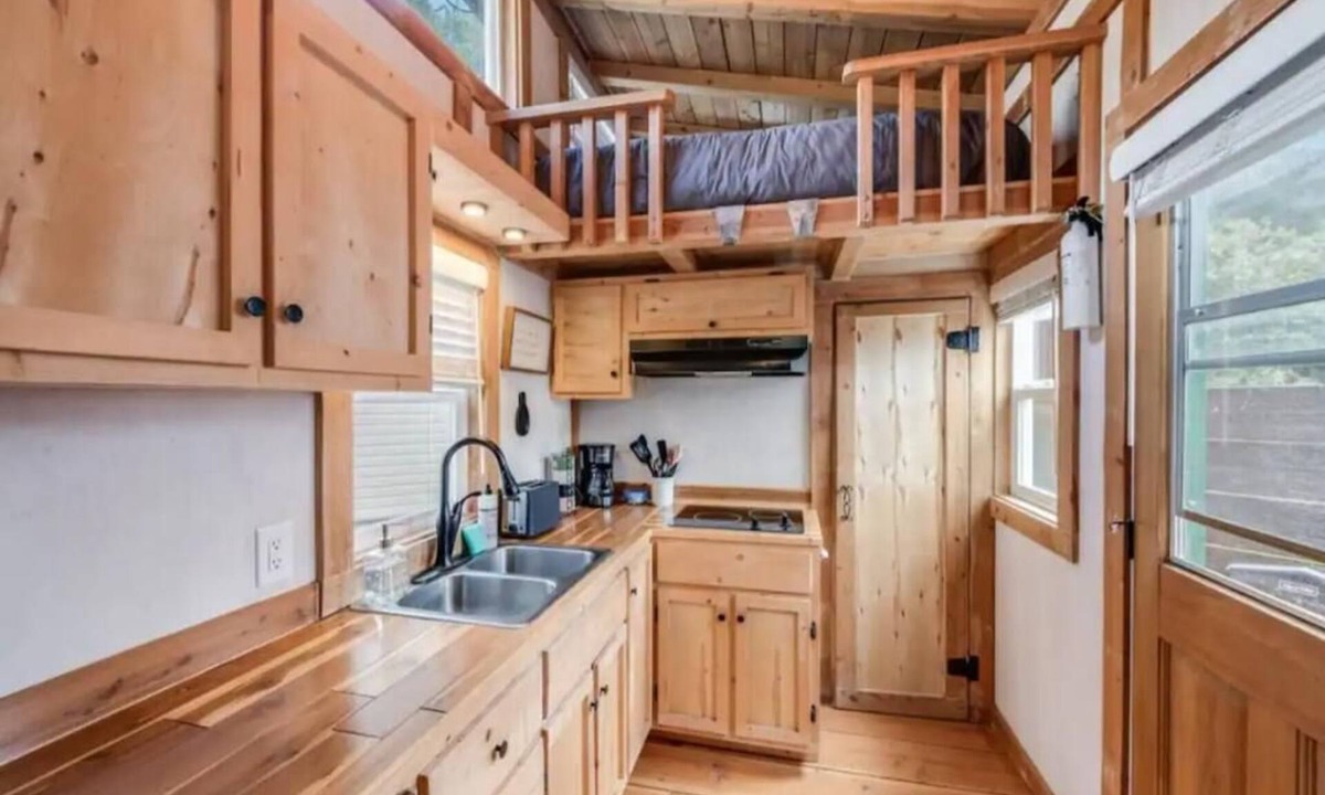 Topanga House | NEW The Birds Nest in Topanga Canyon Tiny Home