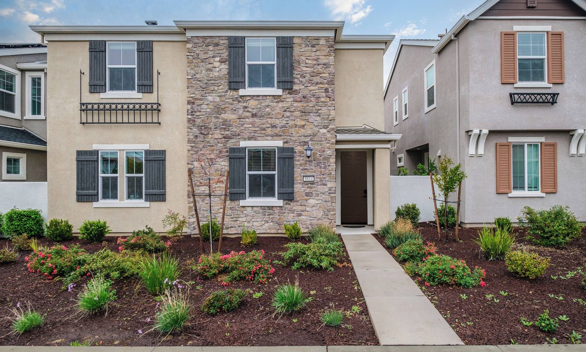 Roseville House | NewBuilt/pets/corp housing/insurance stay/H1
