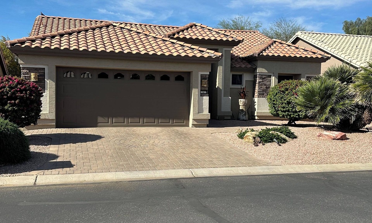 Pebblecreek House | NO Power Surcharge 30 Day minimum/No Split Months
