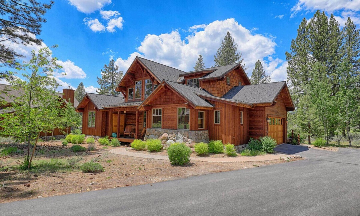 Truckee House | Old Greenwood Cabin 09