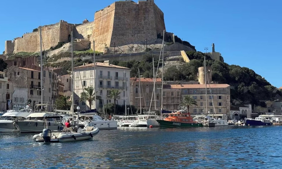 Bonifacio Apartment | On the marina, superb 150m2/1,600 sq ft, with 2 terraces, A/C, parking & lift