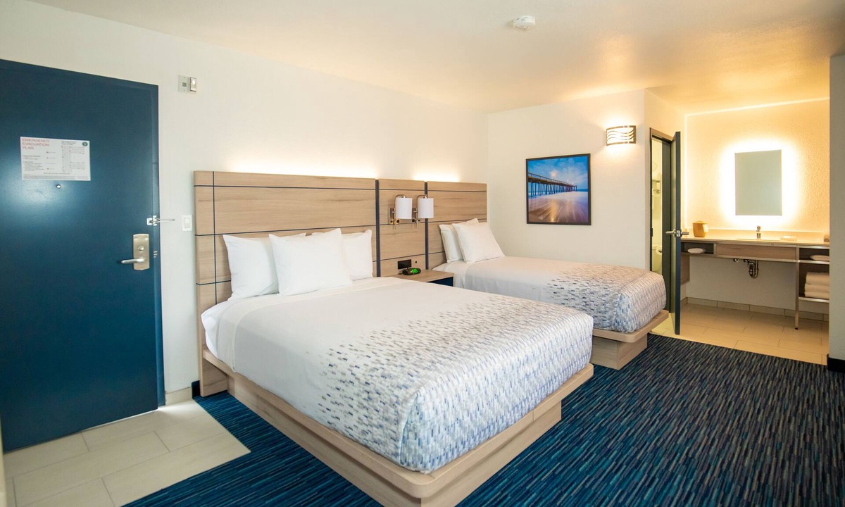 Tustin Hotel | Orange Grove Inn