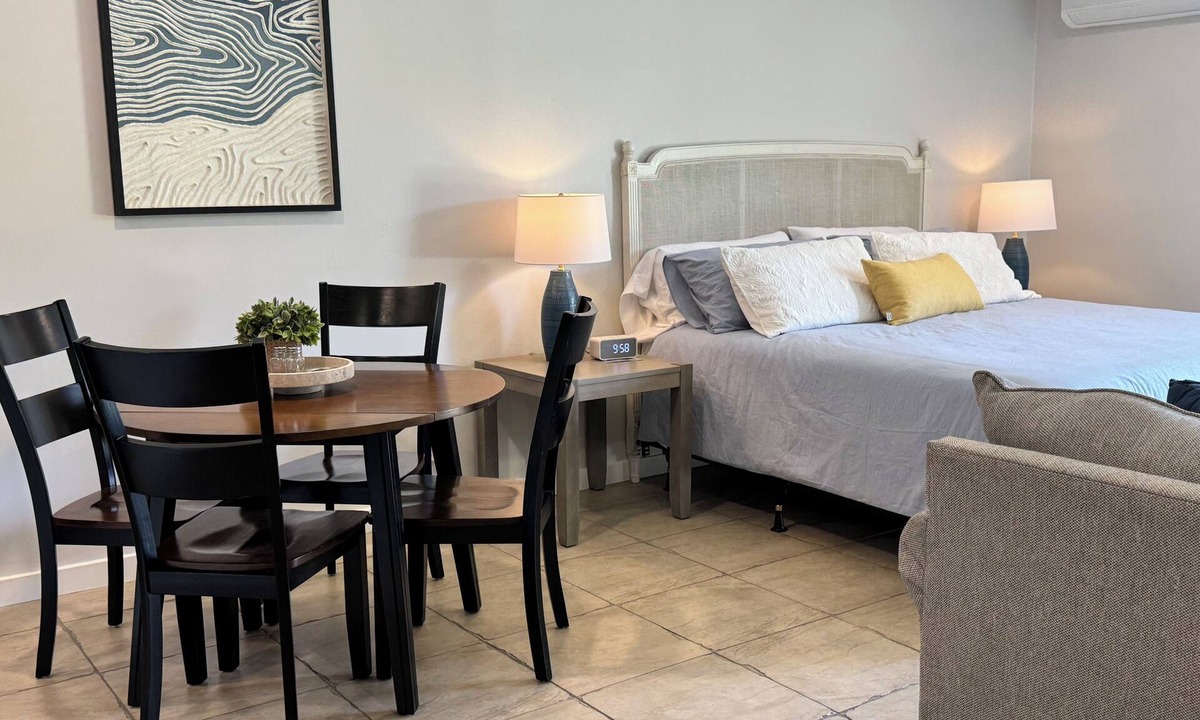 Palm Desert Condo | Palm Desert Creekside Studio@Shadow Mountain! Pools, Golf, Pickleball, El Paseo.