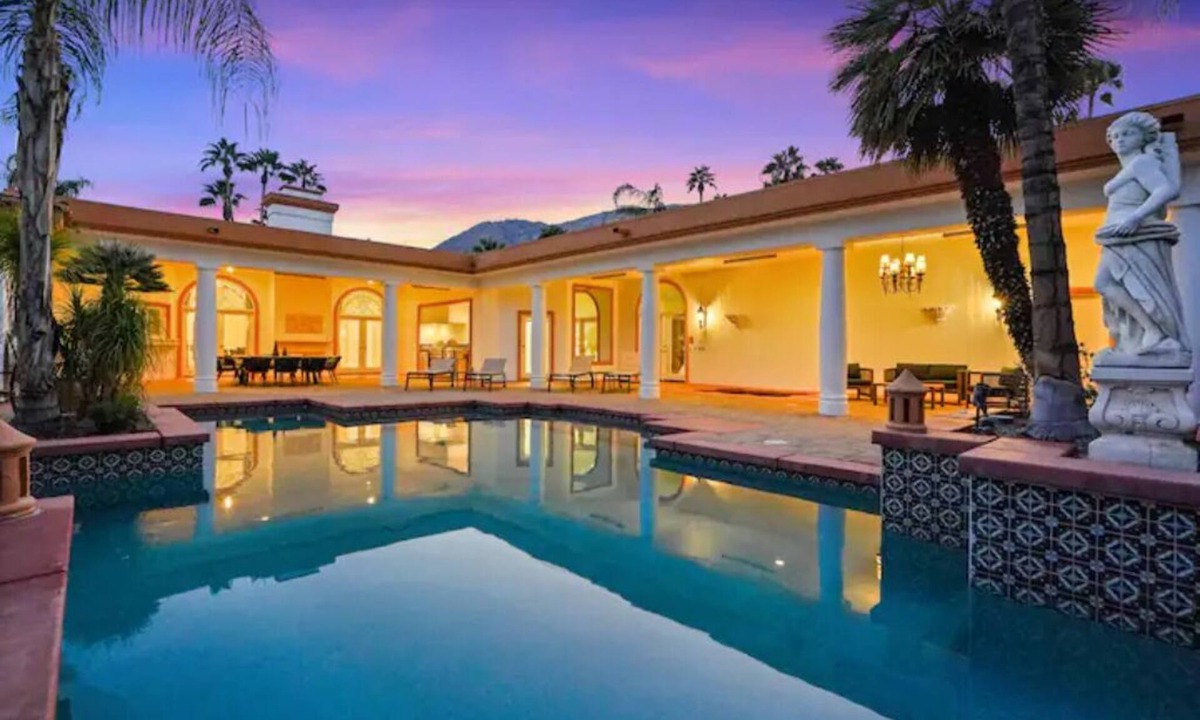 Old Las Palmas House | Palm Springs Luxury Tennis Estate sleeps 12 pool! luxurious, long term rentals