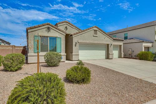 Tartesso House | Patio & Fire Pit! Cozy Desert Retreat in Buckeye