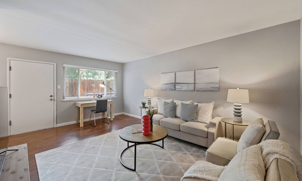 Oakland Ave - Harrison St Apartment | Peaceful 1-bedroom apartment in Oakland