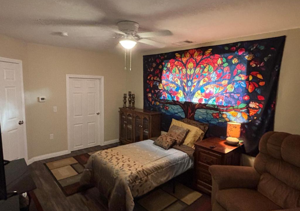Victorville House | Peaceful Casita