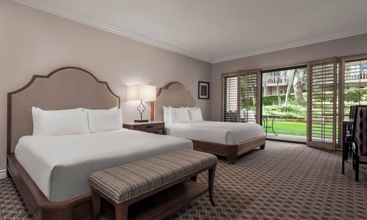 Rancho Bernardo Hotel | Peaceful Setting Perfect for Family Getaway | Spacious Room w/Private Patio