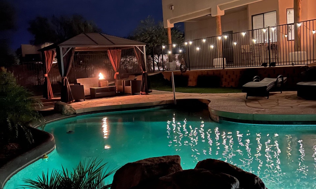 Anthem House | Perfect getaway house! Spacious and private. 4bd 3.5bath with heated pool!