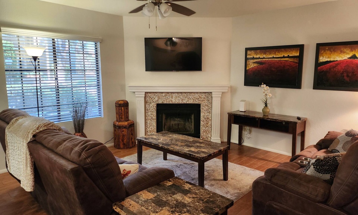 Alta Mesa Community Association Condo | Pet and child-friendly 3 bedroom home in Alta Mesa