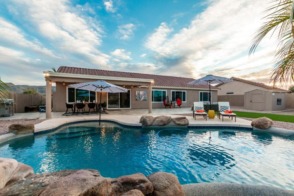South Mountain House | Phoenix Backyard Oasis Pool Home! Sleeps 12, Game Room and Kids Playset too! home