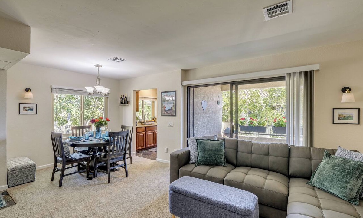 Mira Mesa Condo | Pool Access + Balcony: Updated Condo Near UCSD!