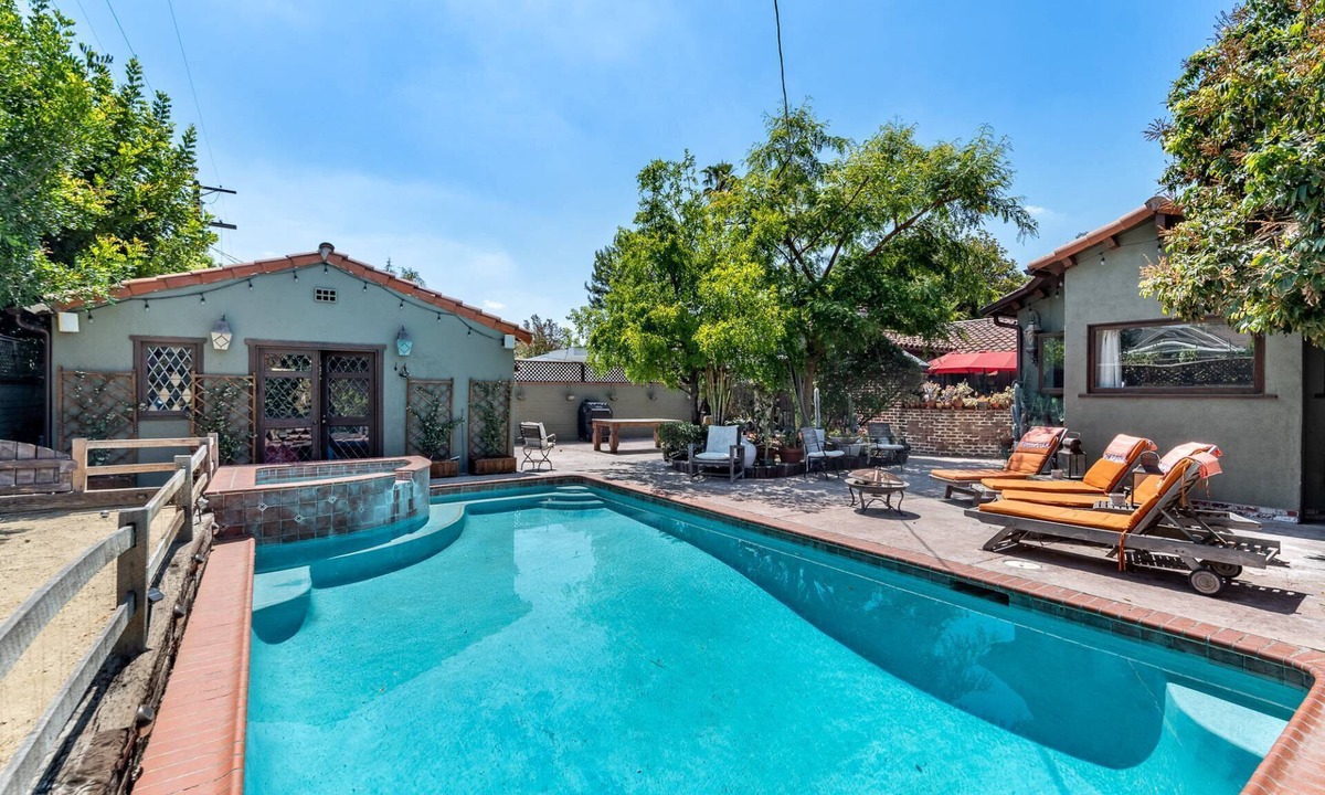 Valley Village House | Pool + Spa Oasis Near Universal Studios Pet Friendly