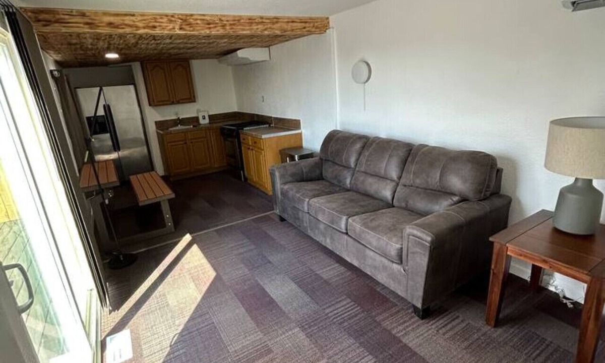 Camp Verde House | Private house. 1 bed 1 bath full kitchen. Remote location very private
