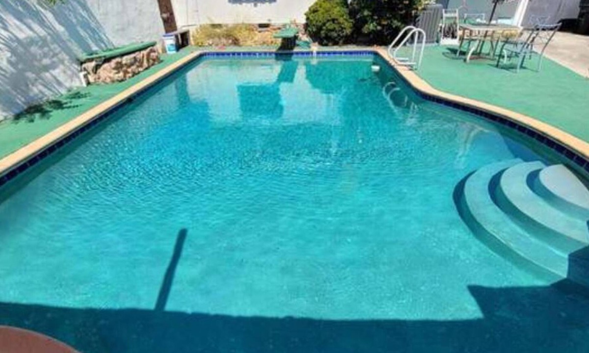 Los Angeles House | Private room close to Sofi Stadium and Kia Forum in a very peaceful street