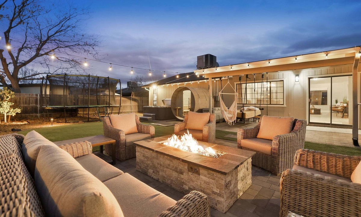 Prescott Valley Units House | Private Spa Estate: Hot Tub, Sauna, Cold Plunge + Game Room | 3BR Sleeps 8