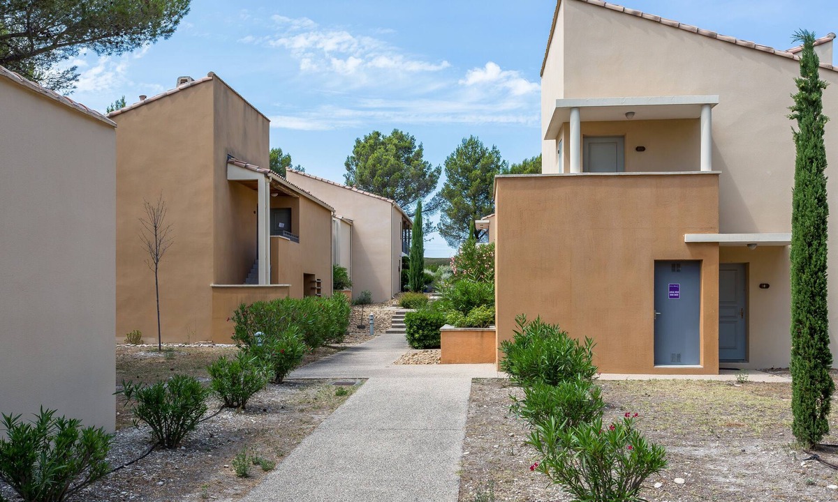 Saumane-de-Vaucluse Apartment | Provence Country Club L'Isle sur la Sorgue