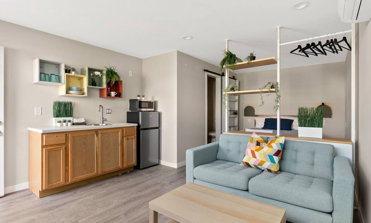 North Park Hotel | Quiet Room in Vibrant Neighborhood