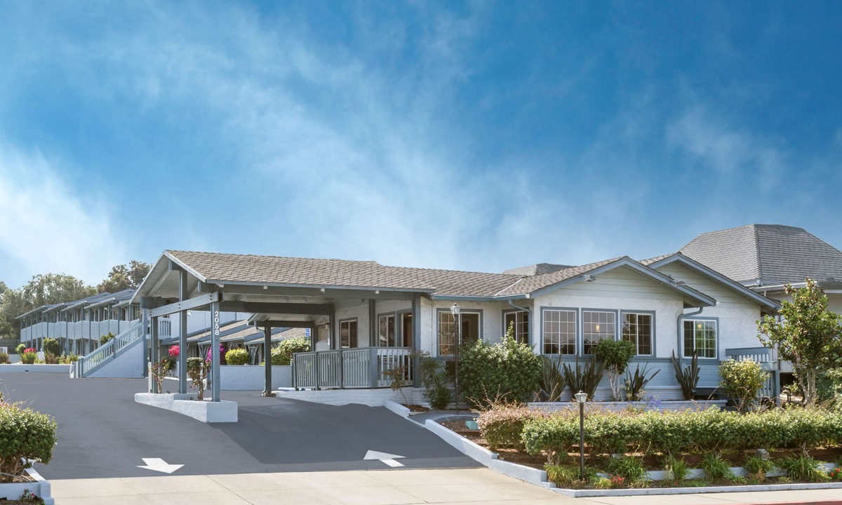 North Fremont Street Hotel | Ramada by Wyndham Monterey