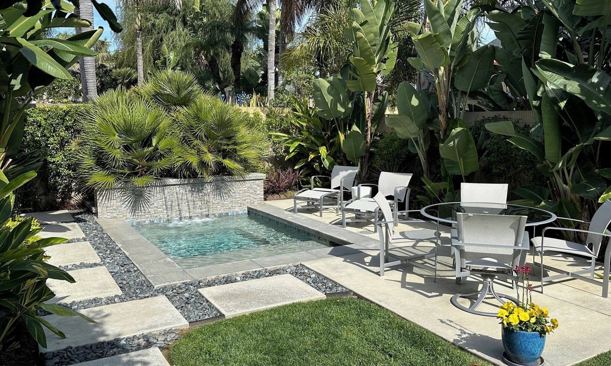 Huntington Beach House | Renovated sunny single story with large yard near beach