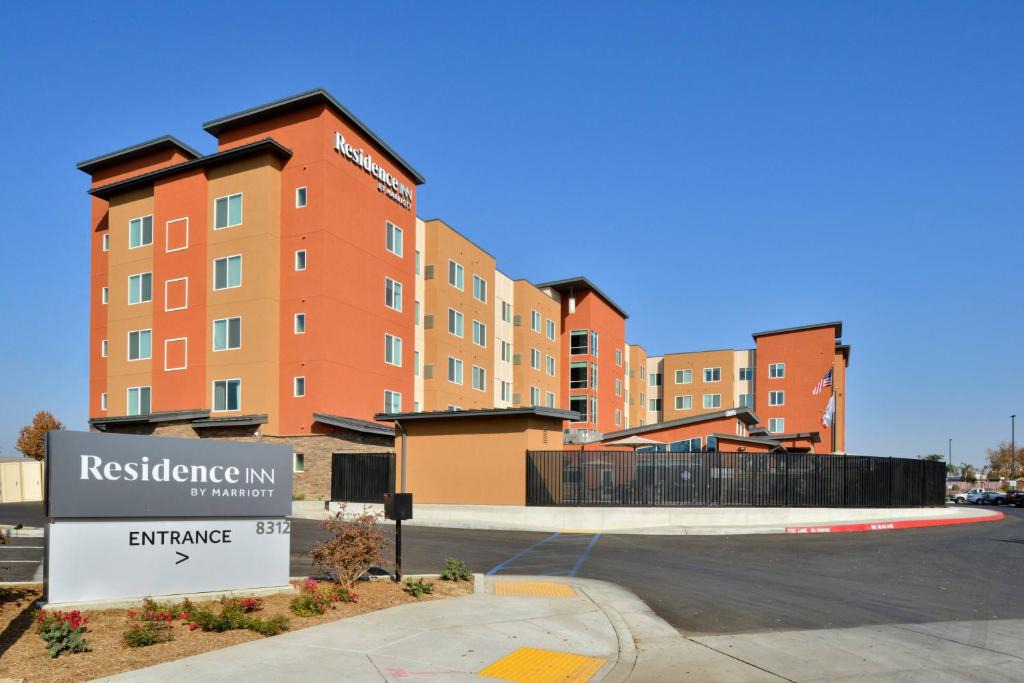 Greenacres Hotel | Residence Inn by Marriott Bakersfield West