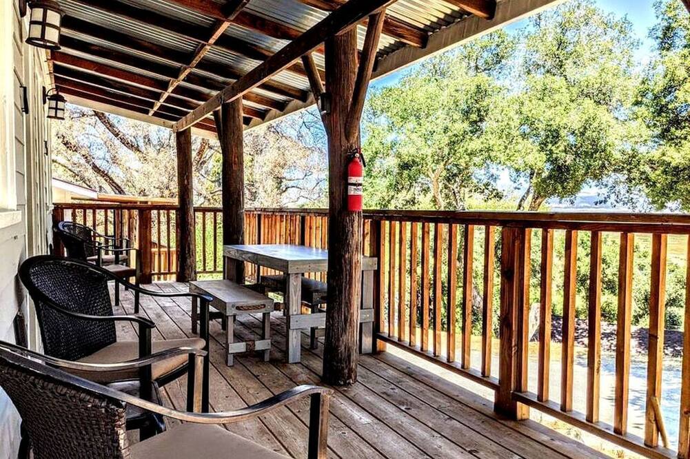 Pauma Valley Cabin | Rustic Elegance by the Lake: Duplex Cabin Rental in Santa Ysabel