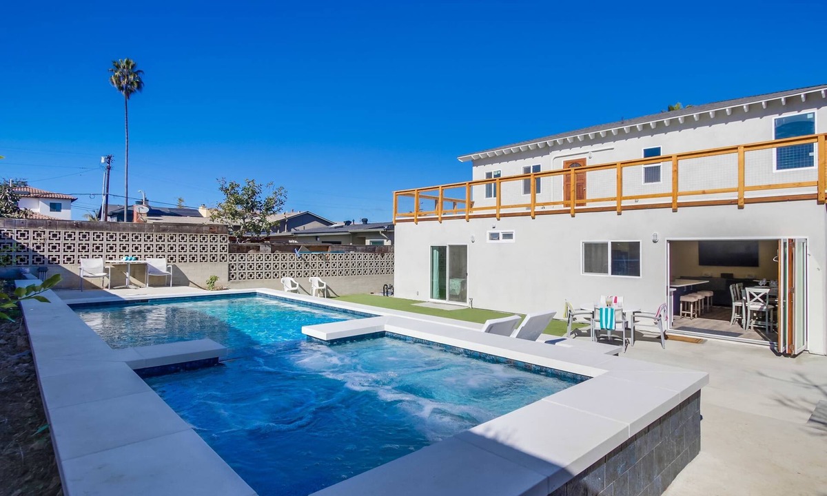 Loma Portal House | San Diego Luxury Haven with Heated Pool/Hot Tub