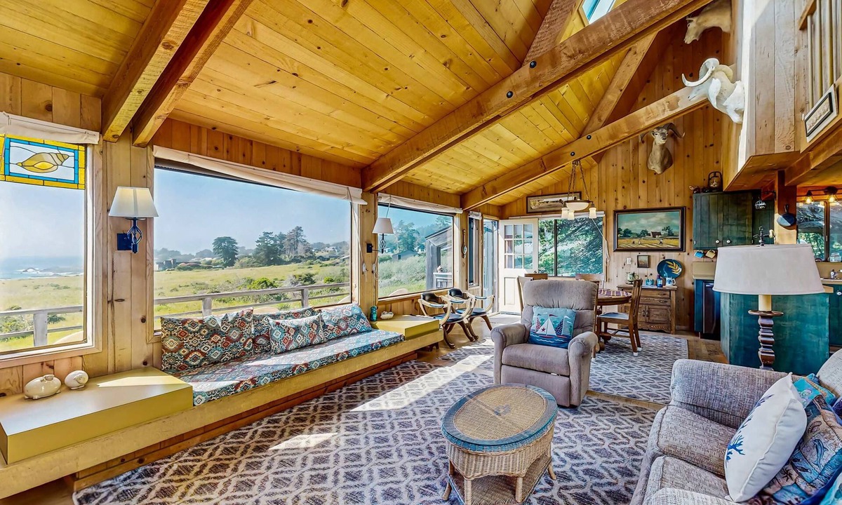 Sea Ranch House | Sea Ranch 3BR Phil Bradley blufftop home — dogs welcome